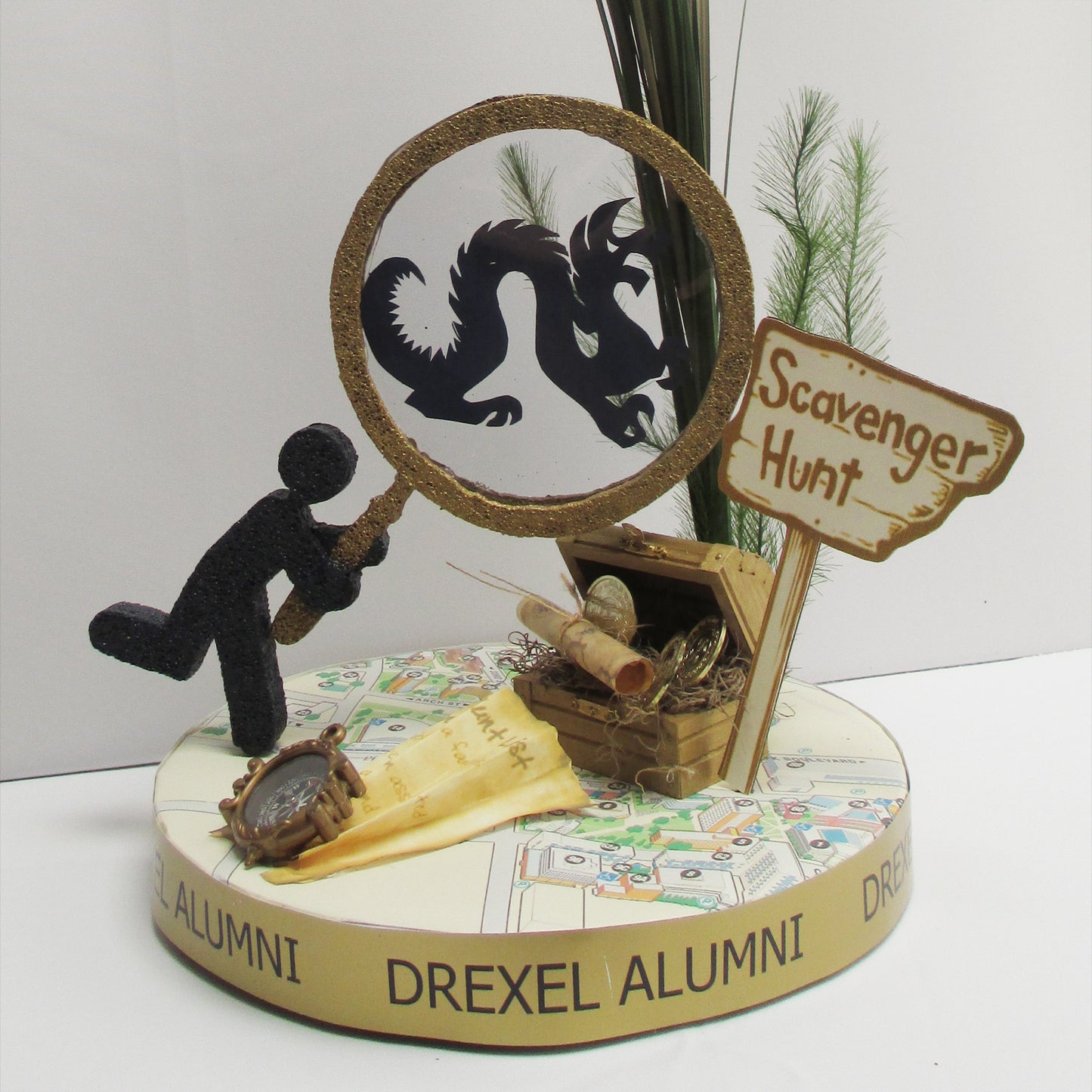 Scavenger Hunt Centerpiece