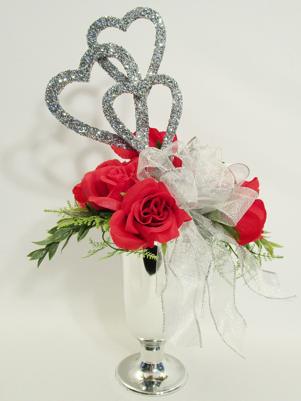 Red roses Valentine Centerpiece