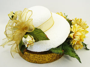 Brim hat floral centerpiece - Designs by Ginny