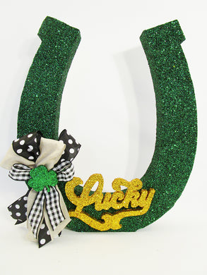 Lucky Horseshoe centerpiece - Designs by Ginny