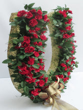 Load image into Gallery viewer, Large Horse shoe wreath with red roses - Designs by Ginny
