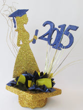 Load image into Gallery viewer, grad silhouette on mortar board hat with year centerpiece - Designs by Ginny
